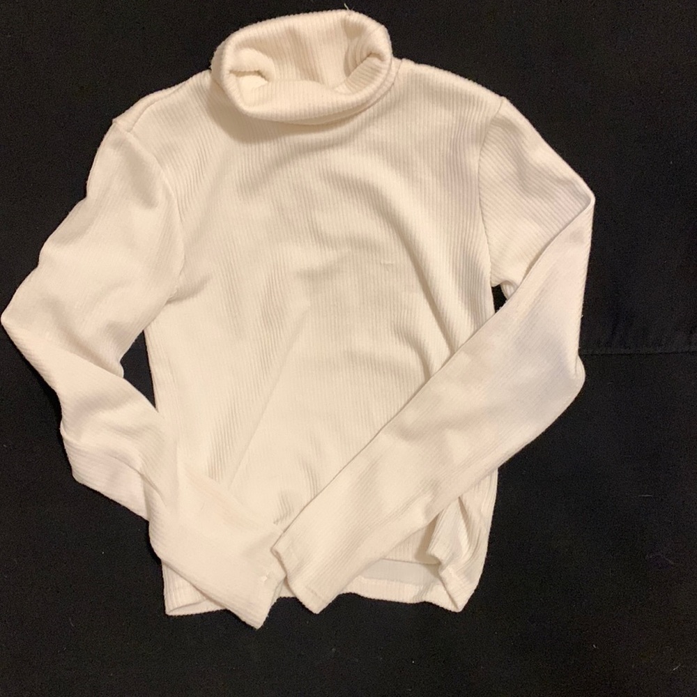 Off white turtleneck